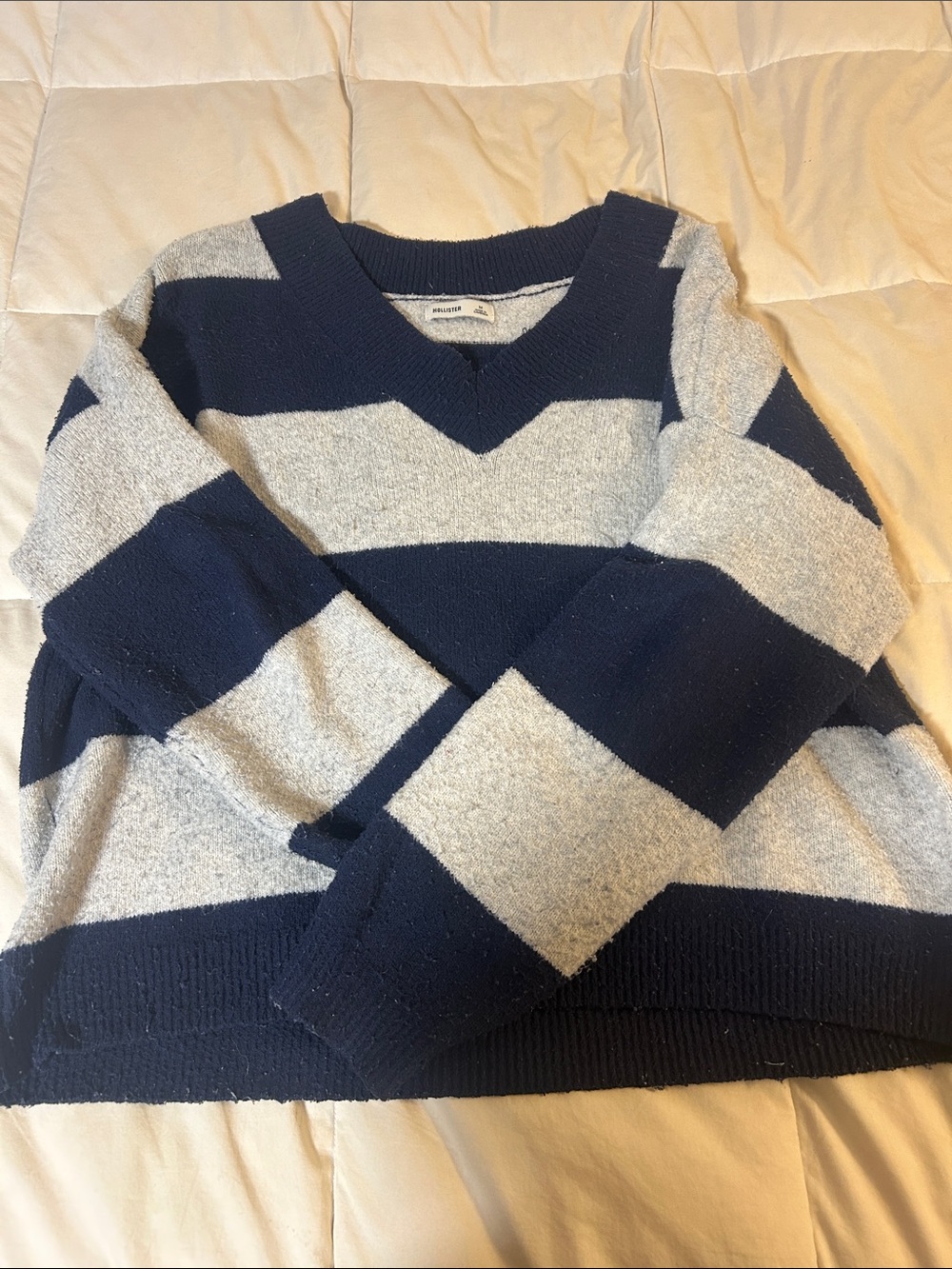 Hollister Striped V-Neck Sweater - Navy & Light Gray